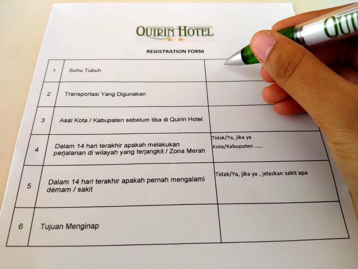 Hotel Quirin Semarang Exterior photo