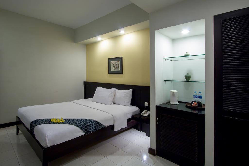 Hotel Quirin Semarang Room photo