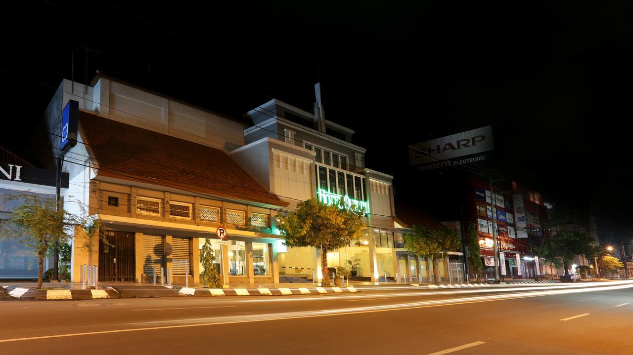 Hotel Quirin Semarang Exterior photo